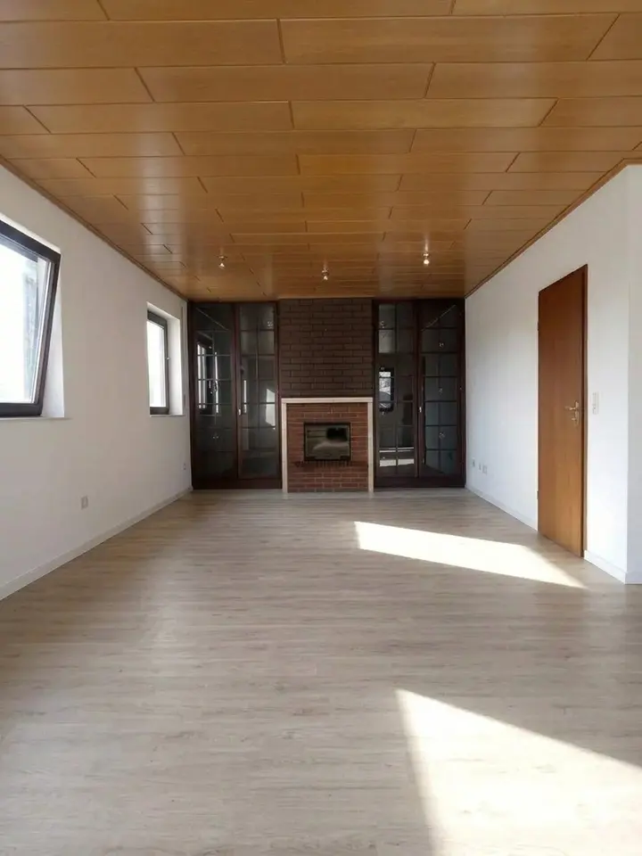 3 Zimmer Wohnung mit 110 m² in Ludwigshafen – Bild 2