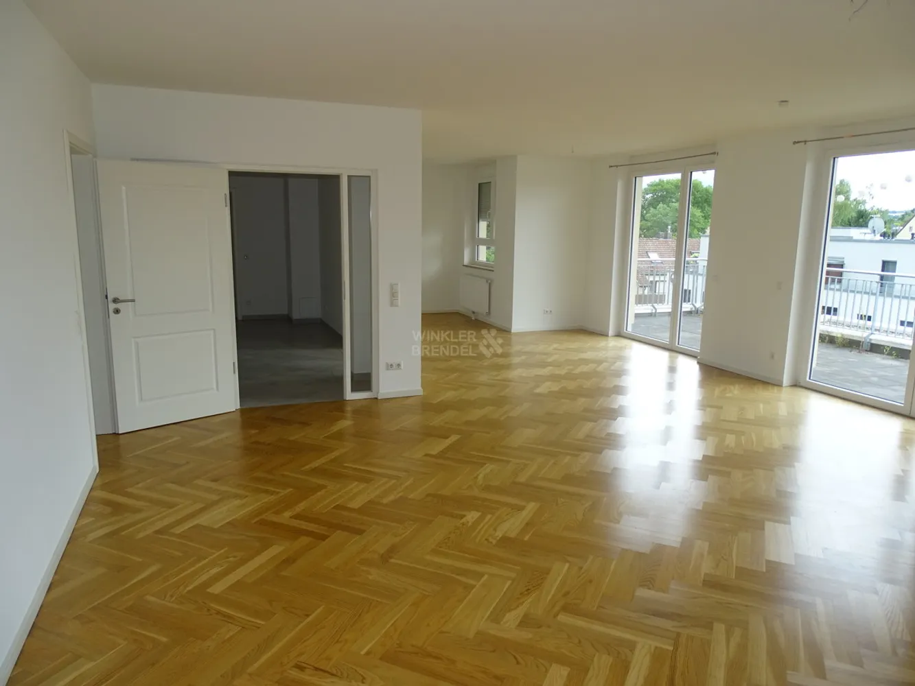 6 Zimmer Wohnung mit 216 m² in Bayreuth – Bild 1