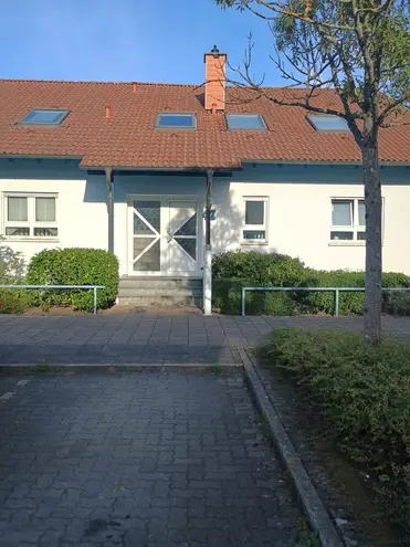 2 Zimmer Wohnung mit 60 m² in Karlsruhe – Bild 2
