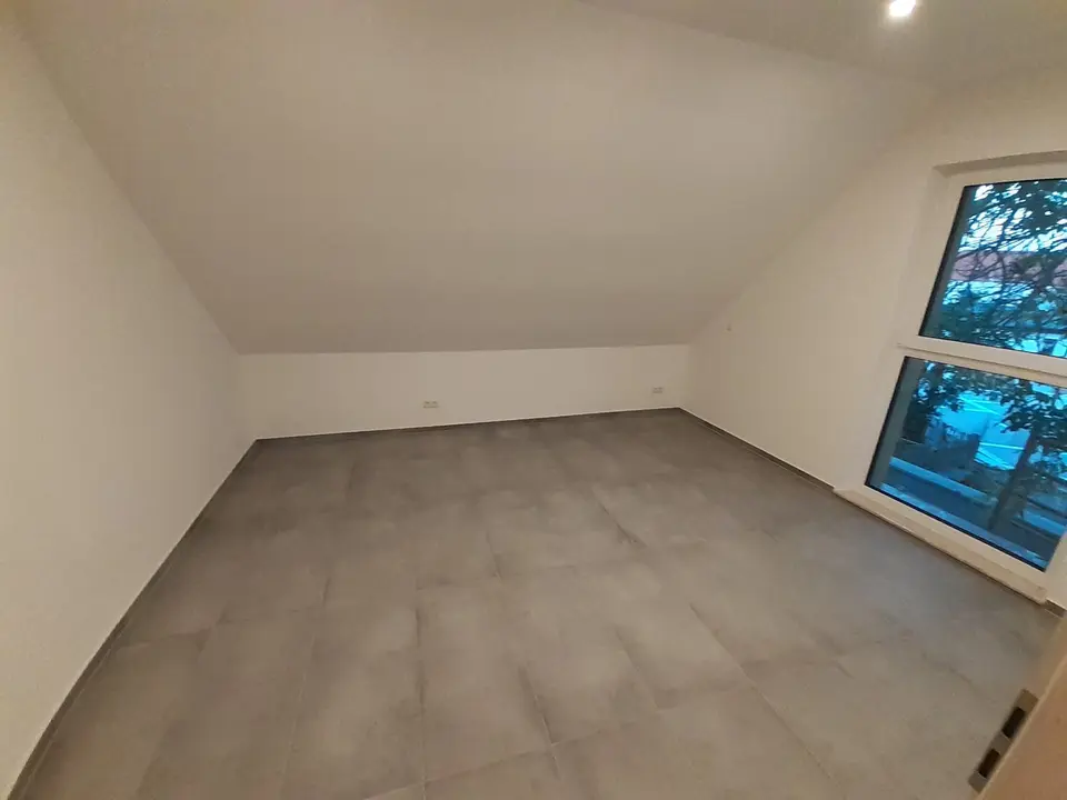 4 Zimmer Wohnung mit 115 m² in Sangerhausen – Bild 6