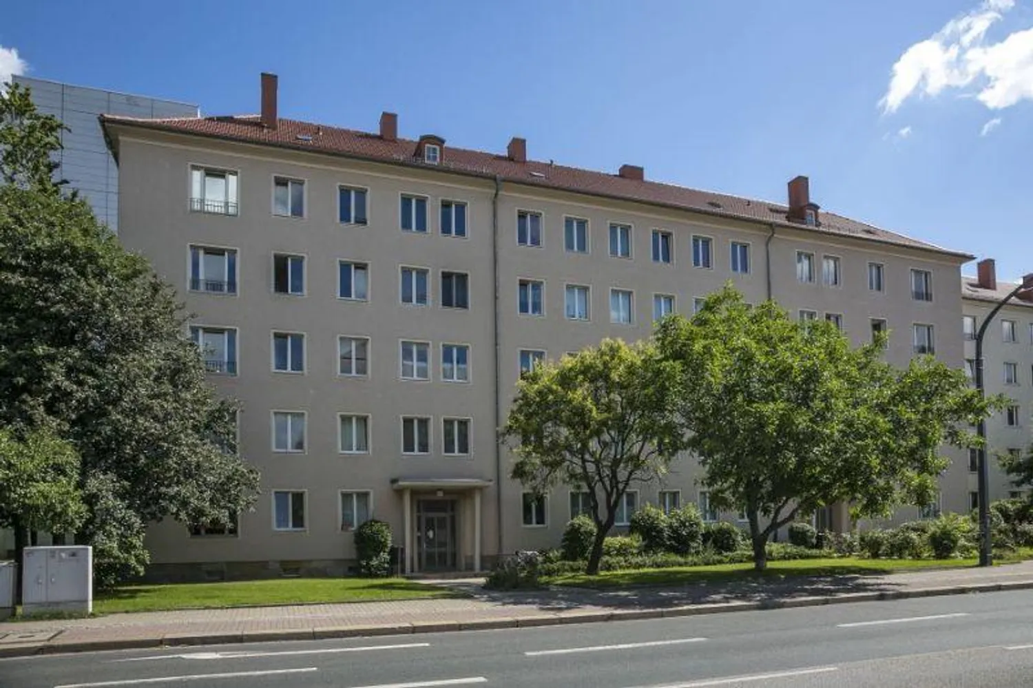 6 Zimmer Wohnung mit 124 m² in Dresden – Bild 1