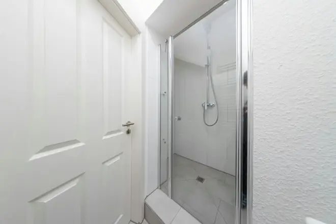 WG-Zimmer mit 11 m² in Frankfurt am Main – Bild 9