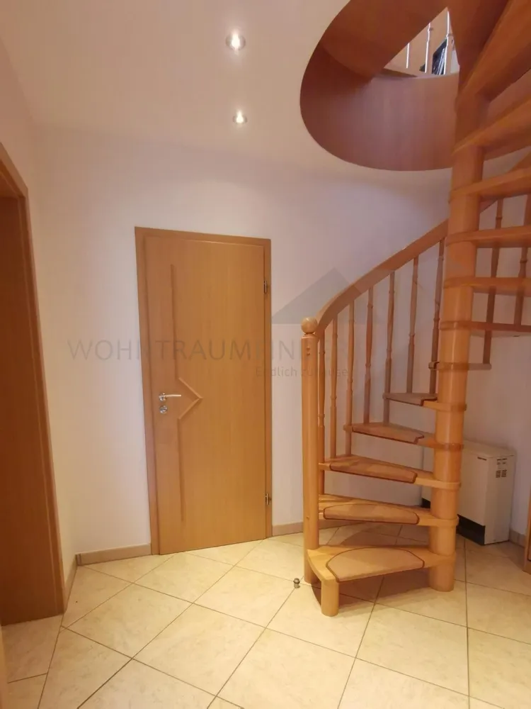6 Zimmer Wohnung mit 130 m² in Zwickau – Bild 10