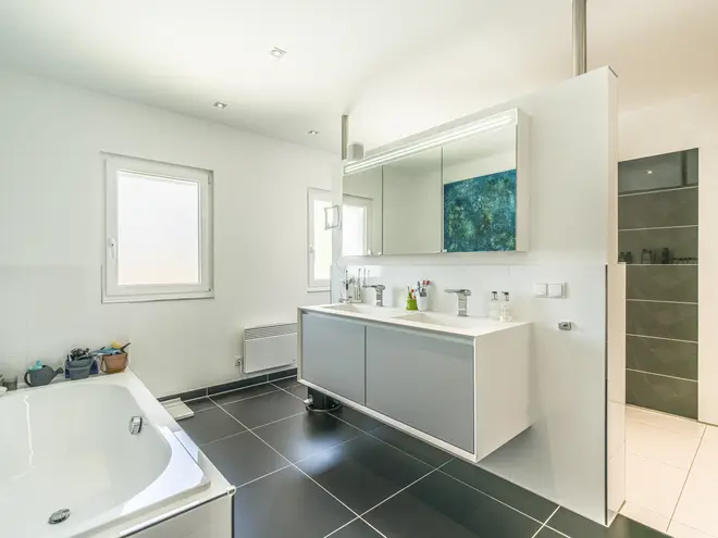 8 Zimmer Haus mit 250 m² in Wiesbaden – Bild 11