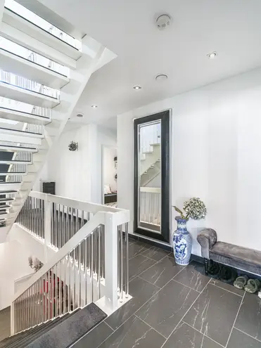 8 Zimmer Haus mit 250 m² in Wiesbaden – Bild 6