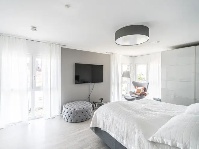 8 Zimmer Haus mit 250 m² in Wiesbaden – Bild 8