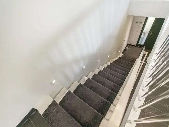 8 Zimmer Haus mit 250 m² in Wiesbaden – Bild 10