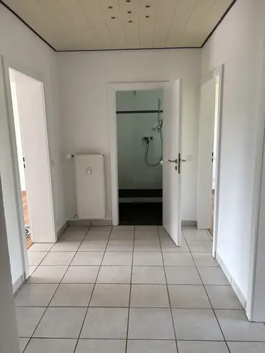 3 Zimmer Wohnung mit 68 m² in Düsseldorf – Bild 3