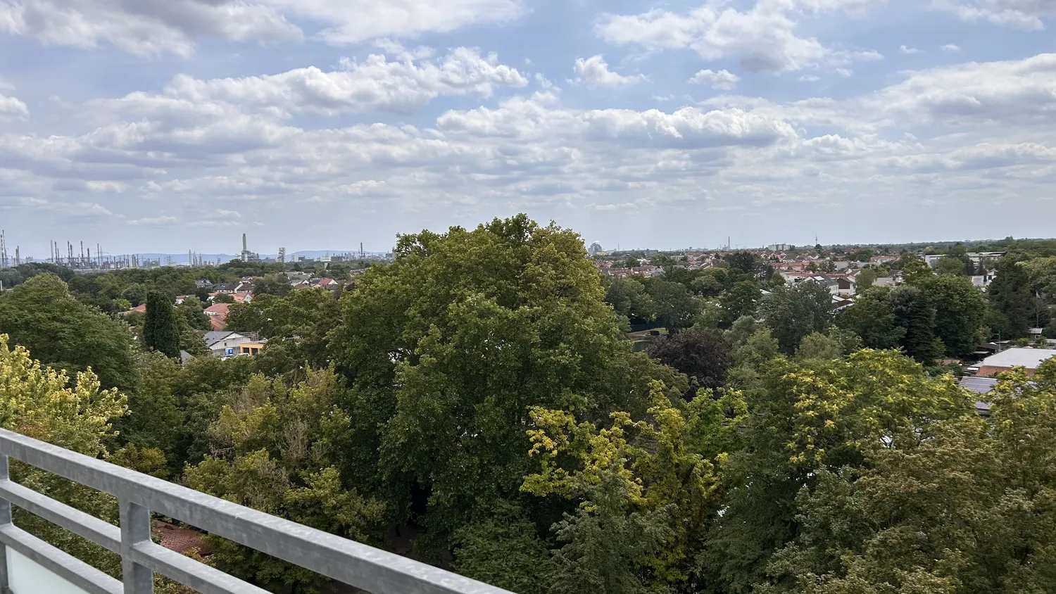 2 Zimmer Wohnung mit 65 m² in Ludwigshafen am Rhein – Bild 1