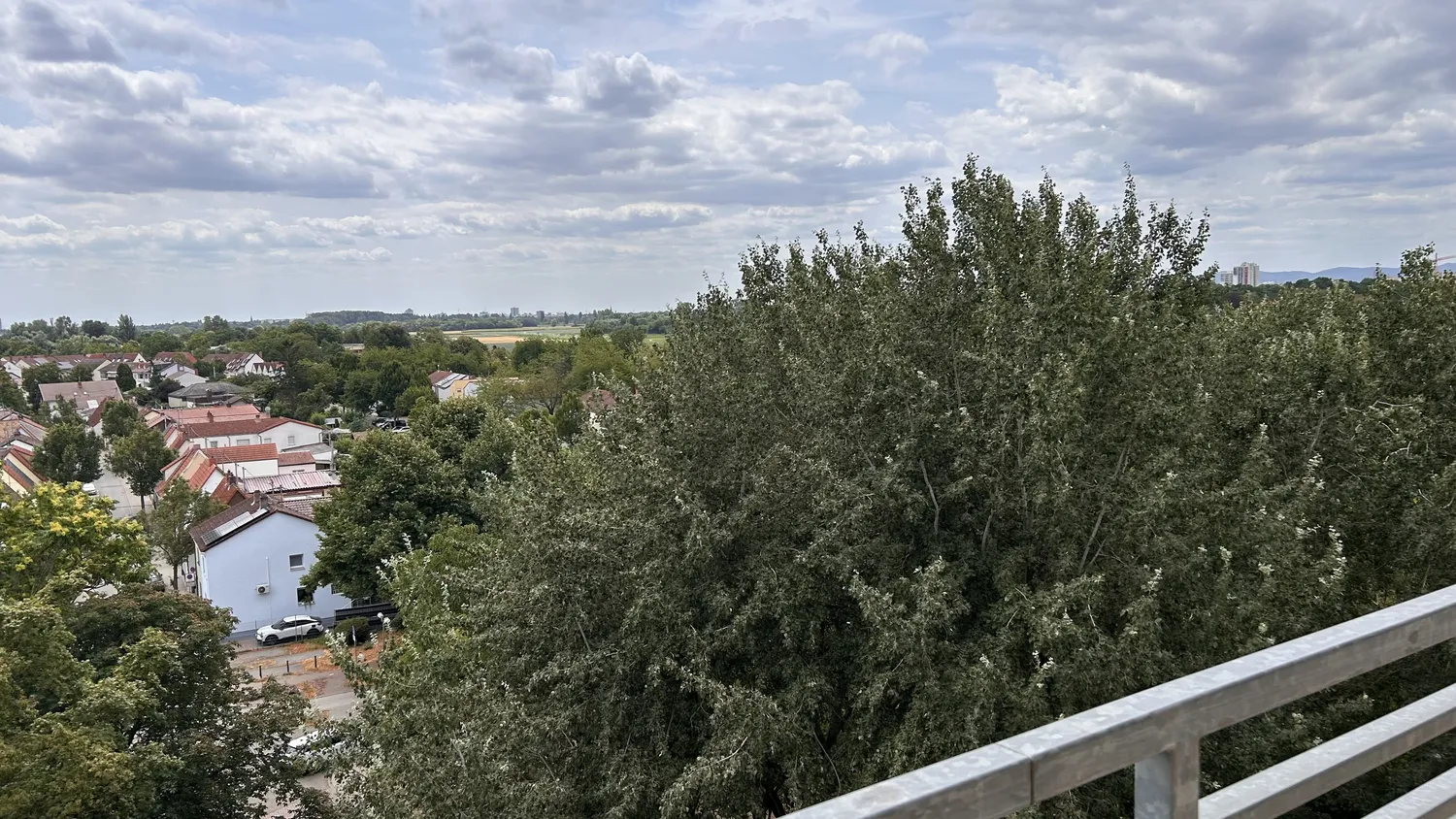 2 Zimmer Wohnung mit 65 m² in Ludwigshafen am Rhein – Bild 2