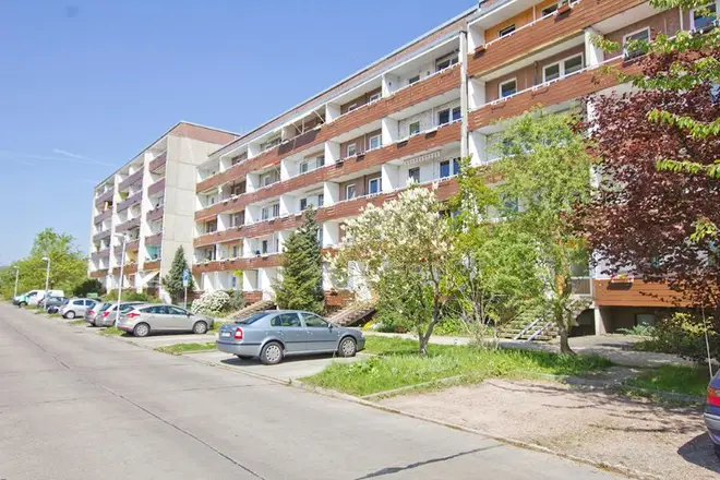 2 Zimmer Wohnung mit 55 m² in Halle (Saale) – Bild 2