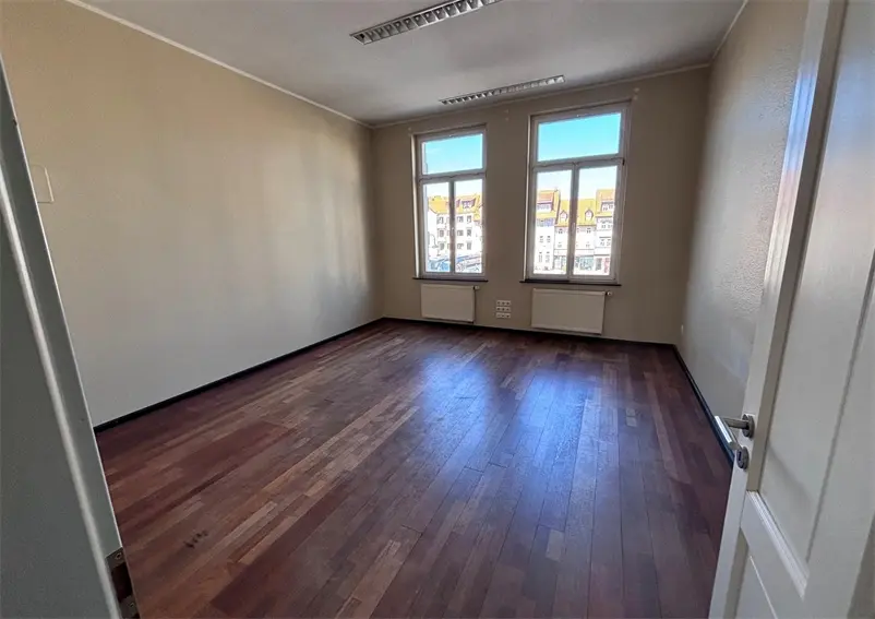 4 Zimmer Wohnung mit 130 m² in Eisenach – Bild 9