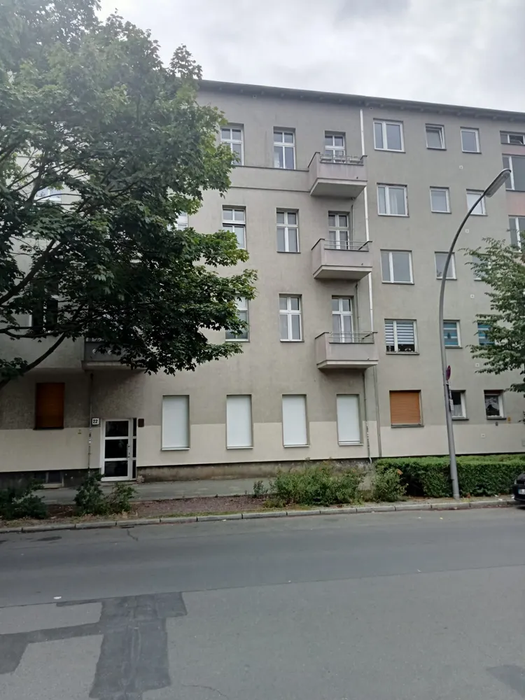 2 Zimmer Wohnung mit 69 m² in Berlin – Bild 1