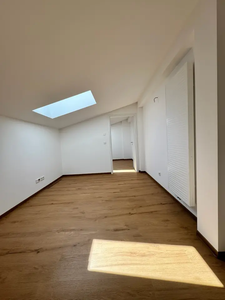 4 Zimmer Wohnung mit 123 m² in Eisenach – Bild 5