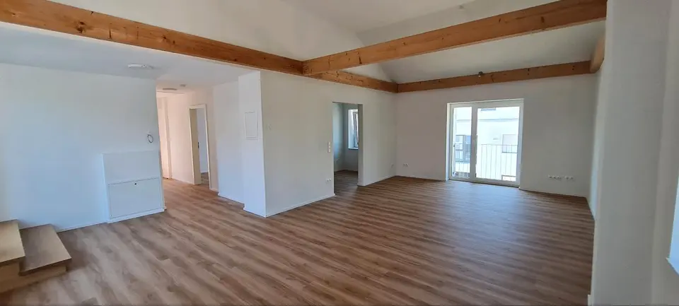 2 Zimmer Wohnung mit 87 m² in Amberg – Bild 1