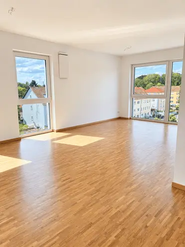 2 Zimmer Wohnung mit 72 m² in Saarbrücken – Bild 3