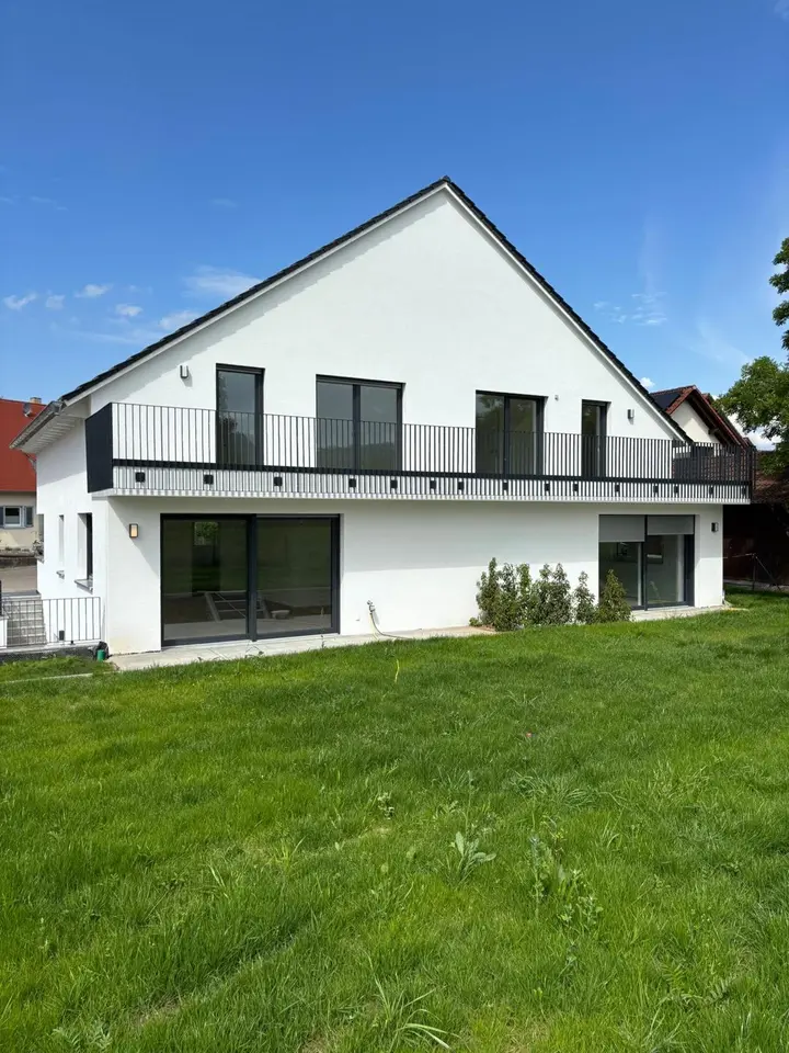 5 Zimmer Haus mit 150 m² in Freiburg im Breisgau – Bild 4