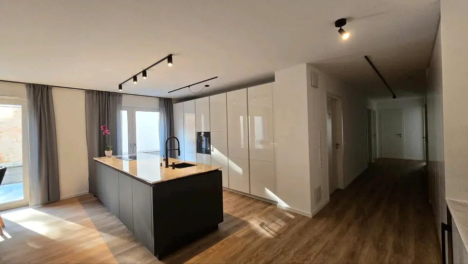 4 Zimmer Wohnung mit 109 m² in Offenburg – Bild 2