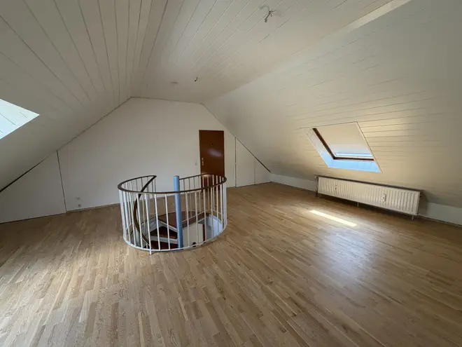 4 Zimmer Wohnung mit 114 m² in Leverkusen – Bild 1
