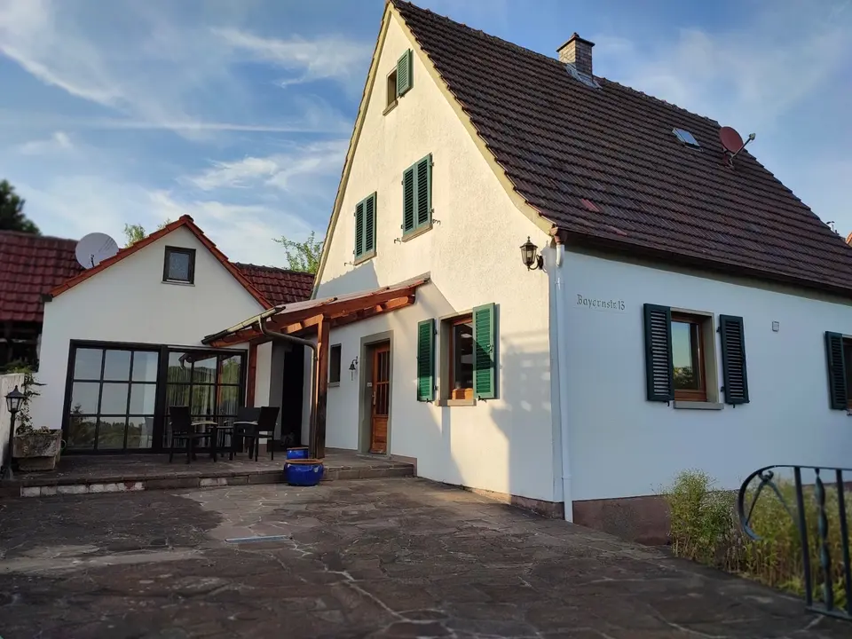 6 Zimmer Haus mit 110 m² in Würzburg – Bild 3