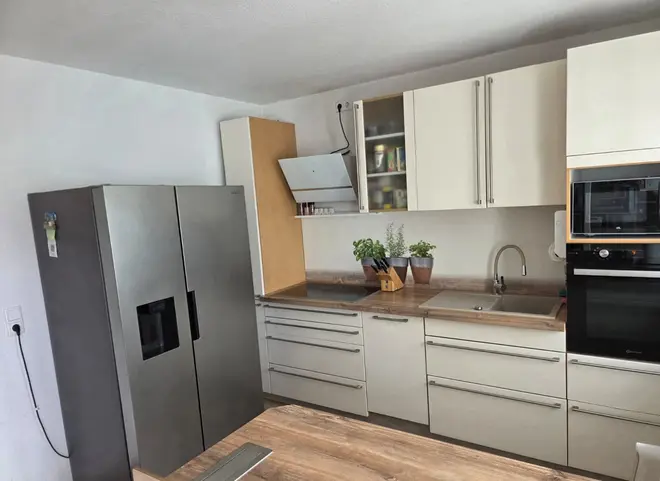 5 Zimmer Wohnung mit 130 m² in Neuss – Bild 1