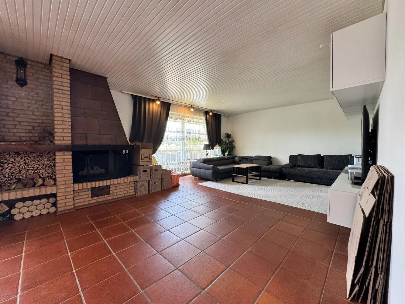 4 Zimmer Wohnung mit 136 m² in Düsseldorf – Bild 1