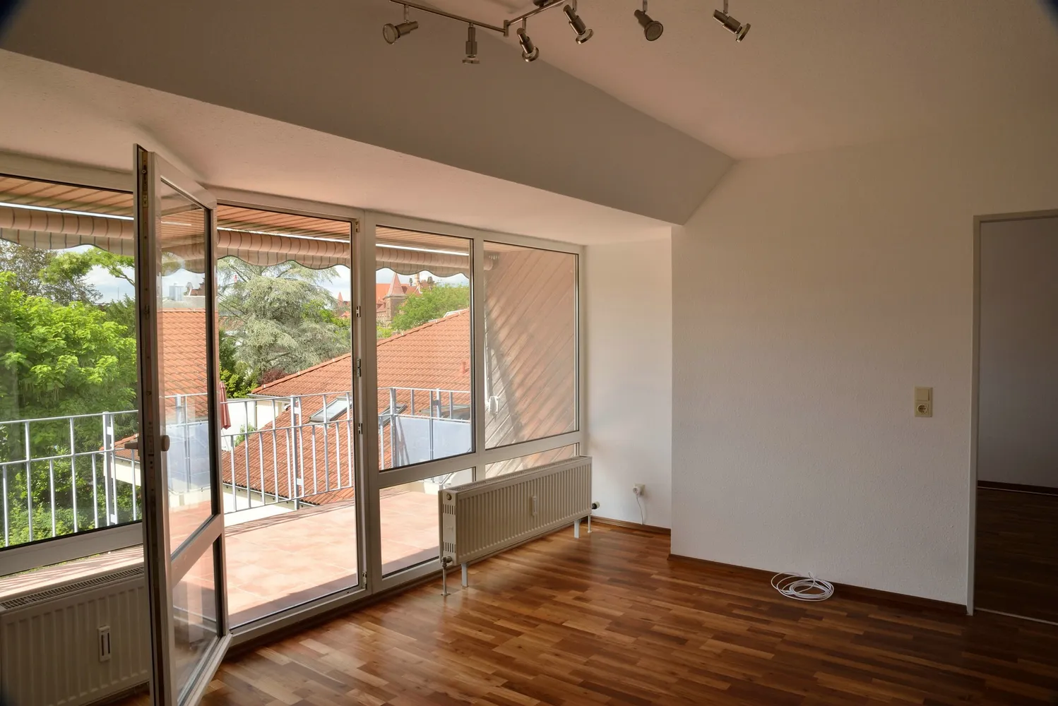 2 Zimmer Wohnung mit 53 m² in Karlsruhe – Bild 1