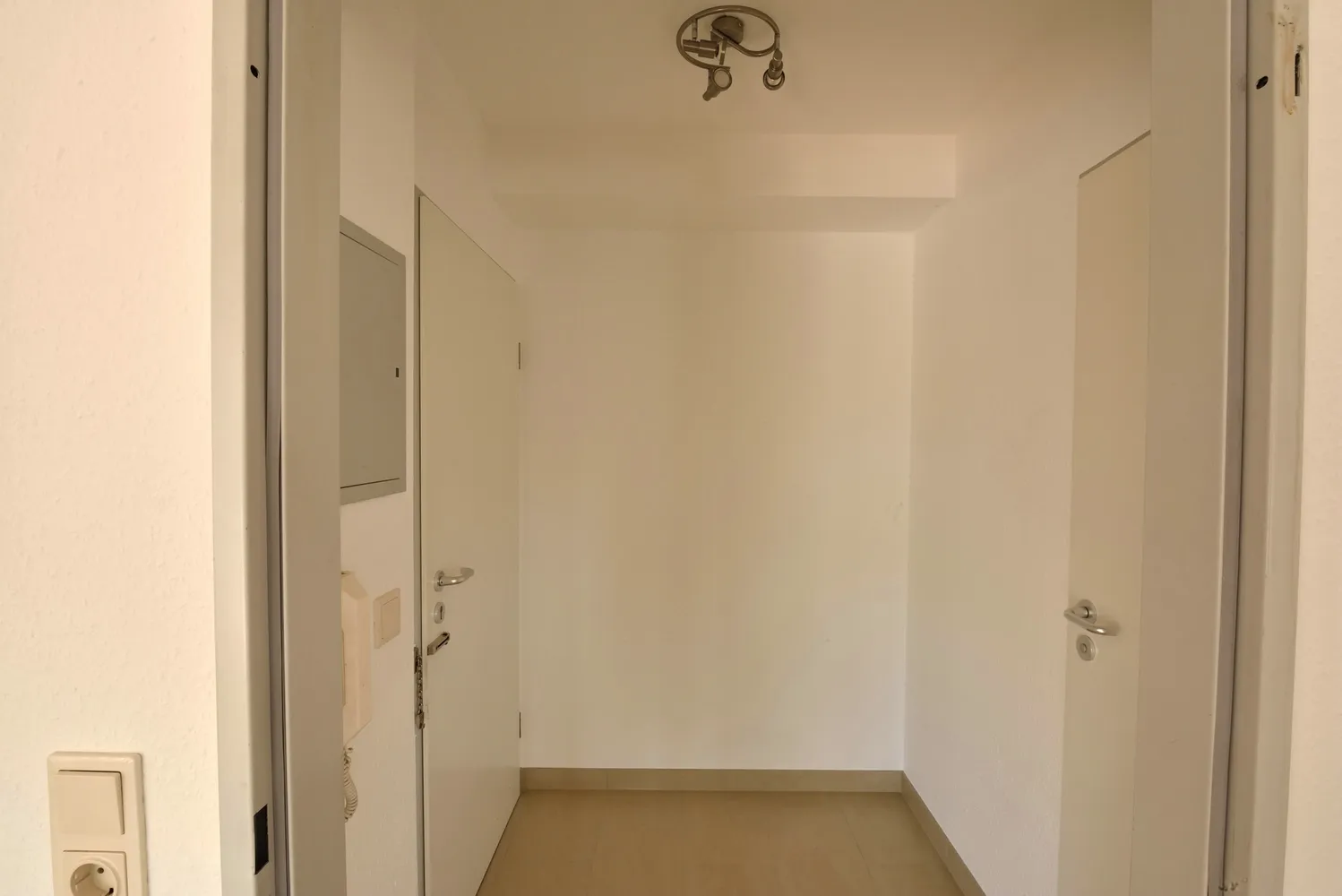 2 Zimmer Wohnung mit 53 m² in Karlsruhe – Bild 4
