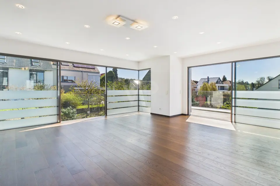 4 Zimmer Wohnung mit 142 m² in Aschaffenburg – Bild 1