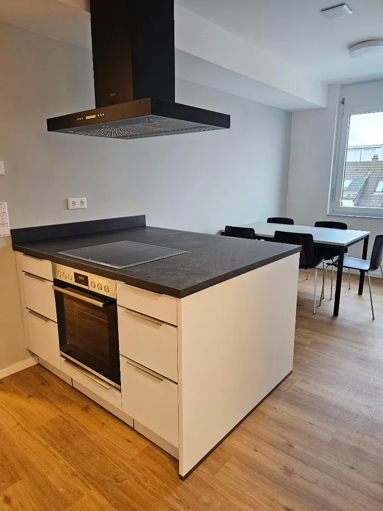 5 Zimmer Wohnung mit 107 m² in Augsburg – Bild 2