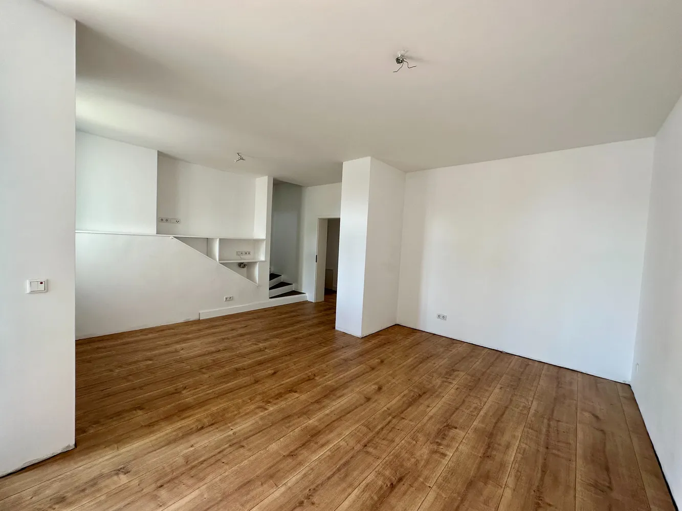 4 Zimmer Wohnung mit 141 m² in Halle (Saale) – Bild 3