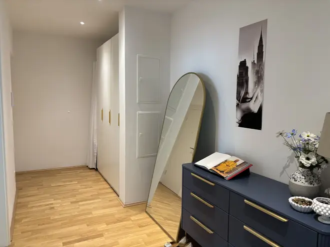 2 Zimmer Wohnung mit 96 m² in Köln – Bild 6