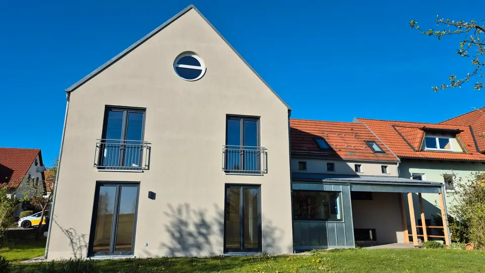 7 Zimmer Haus mit 220 m² in Amberg – Bild 2