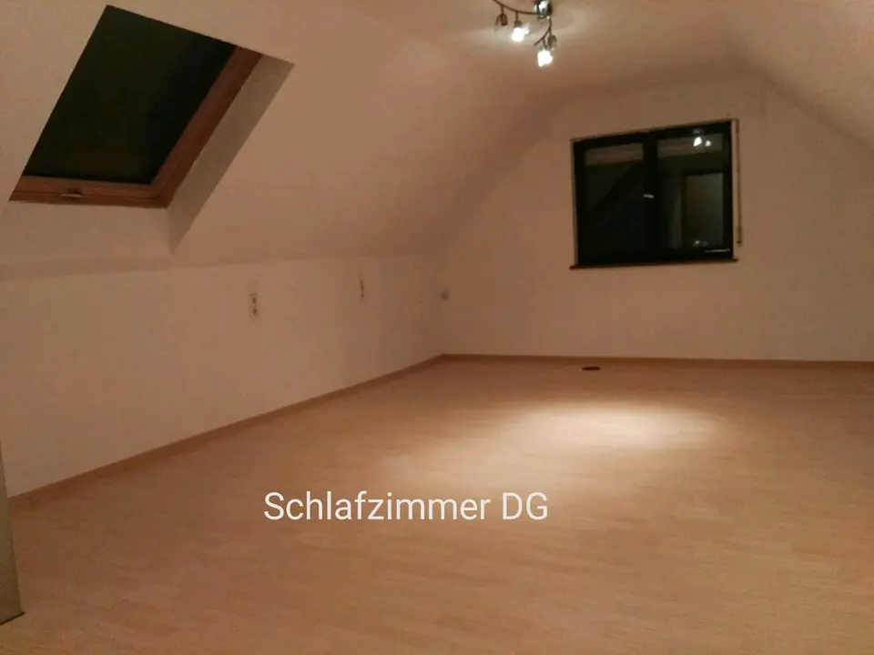 6 Zimmer Haus mit 140 m² in Sindelfingen – Bild 1