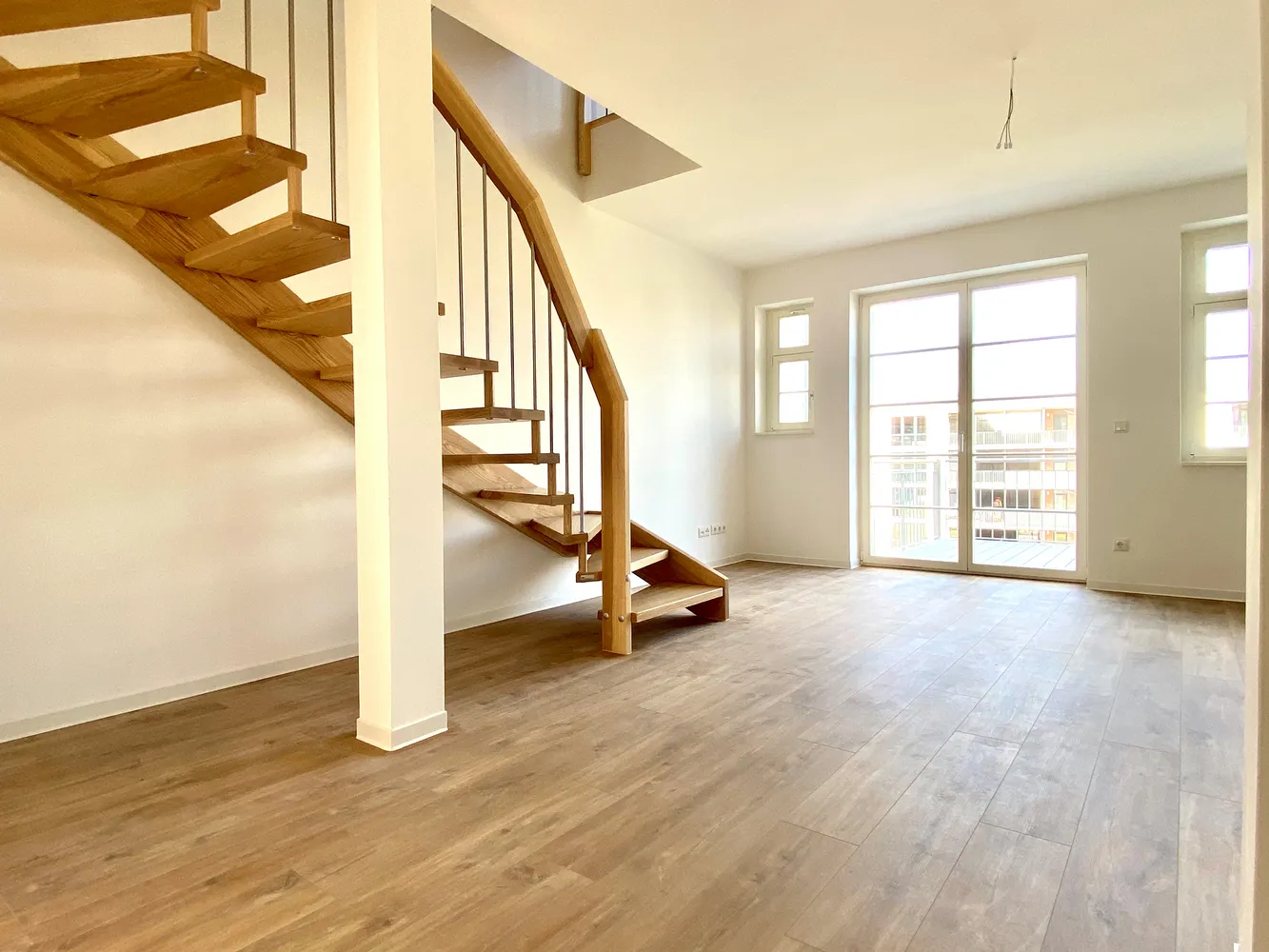5 Zimmer Wohnung mit 130 m² in Erfurt – Bild 1