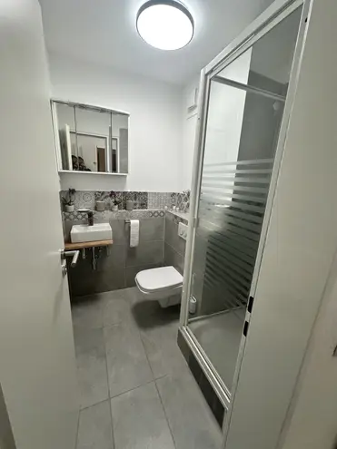 WG-Zimmer mit 22 m² in Wiesbaden – Bild 1