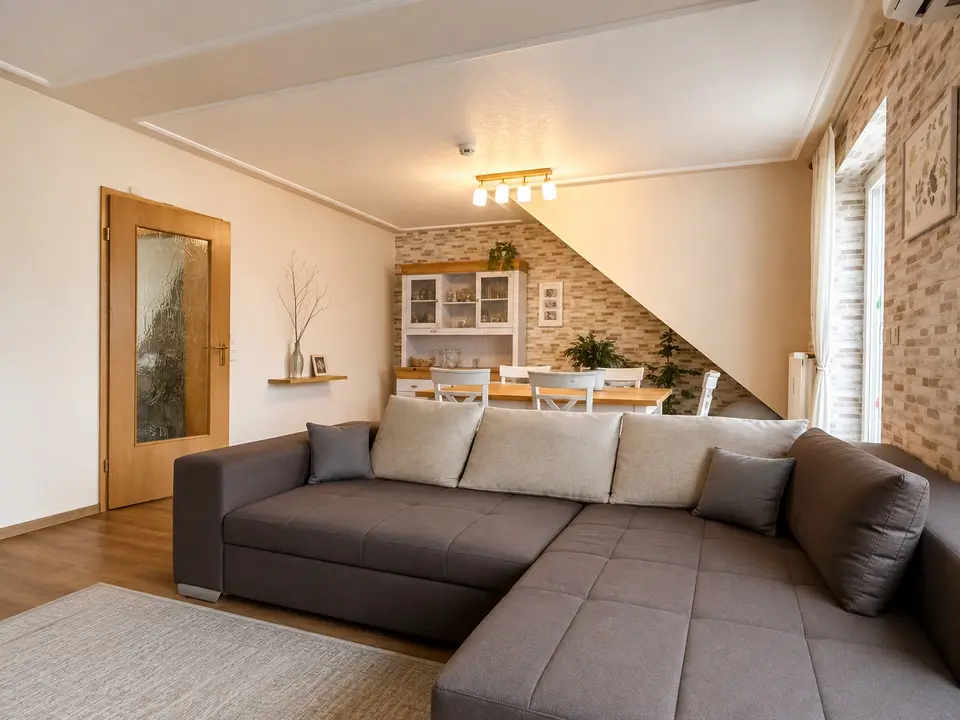 4 Zimmer Wohnung mit 117 m² in Cottbus – Bild 1