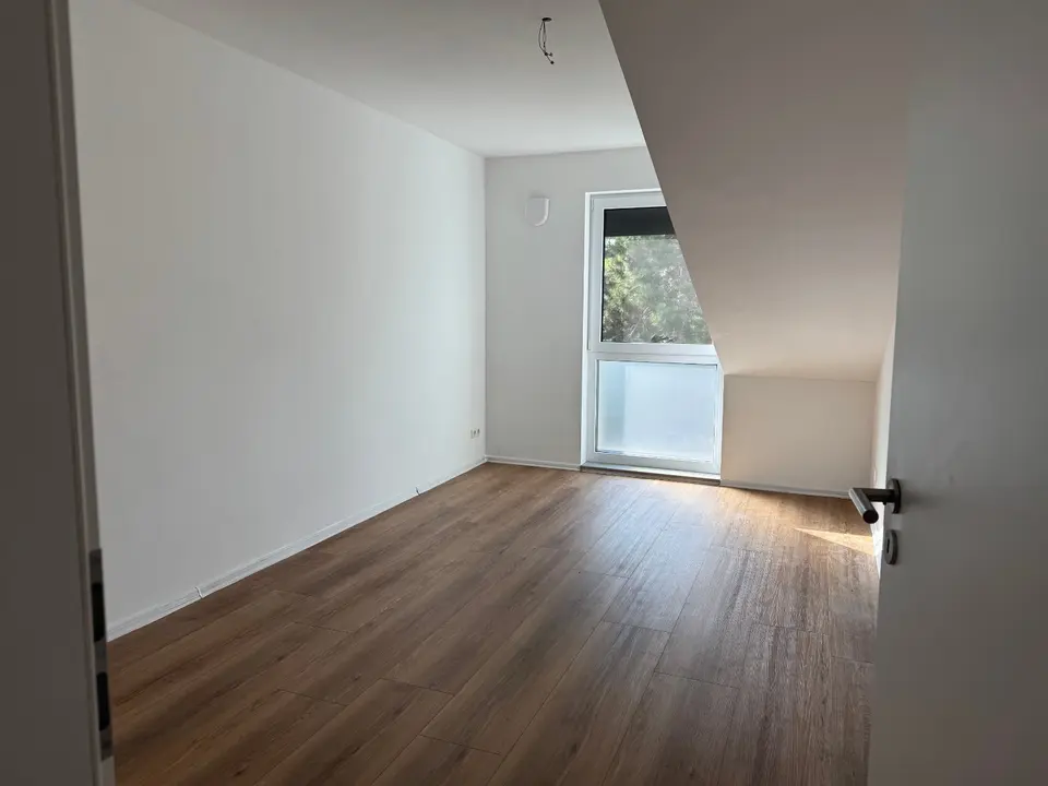 4 Zimmer Wohnung mit 90 m² in Ansbach – Bild 2