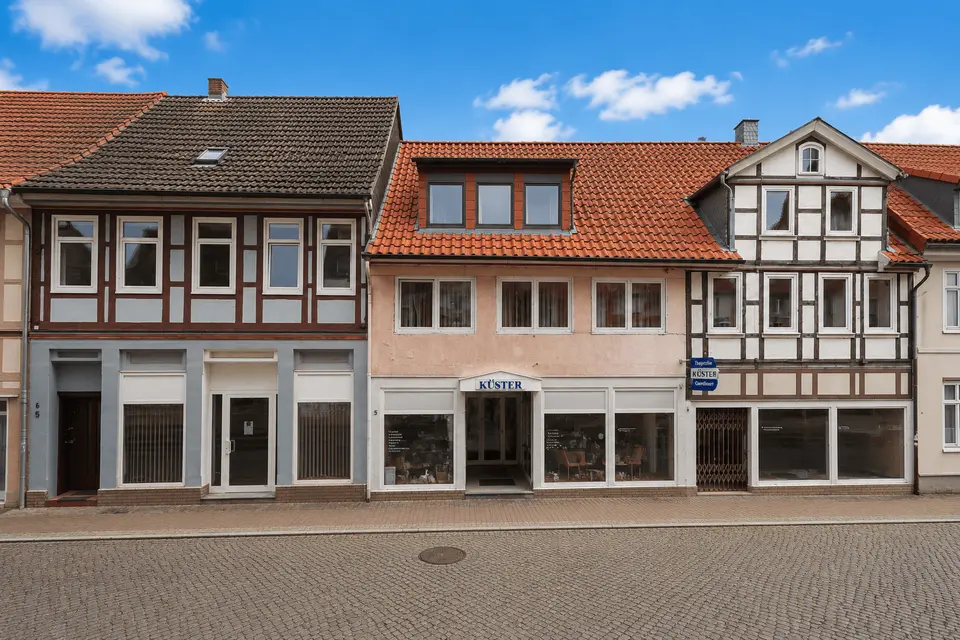 6 Zimmer Wohnung mit 200 m² in Hildesheim – Bild 7