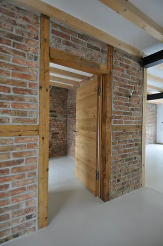 7 Zimmer Haus mit 270 m² in Frankfurt am Main – Bild 3