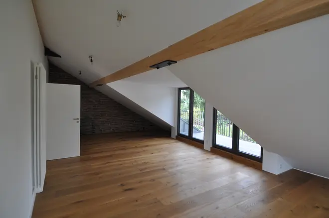 7 Zimmer Haus mit 270 m² in Frankfurt am Main – Bild 7