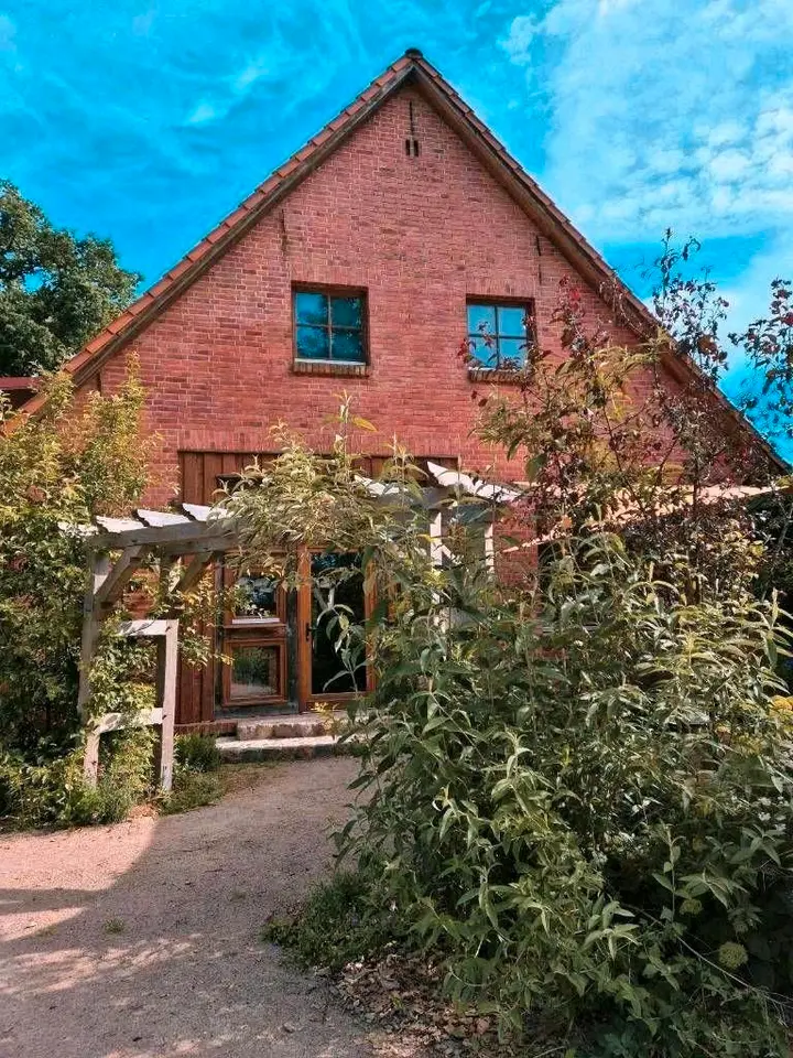 8 Zimmer Haus mit 270 m² in Uelzen – Bild 2