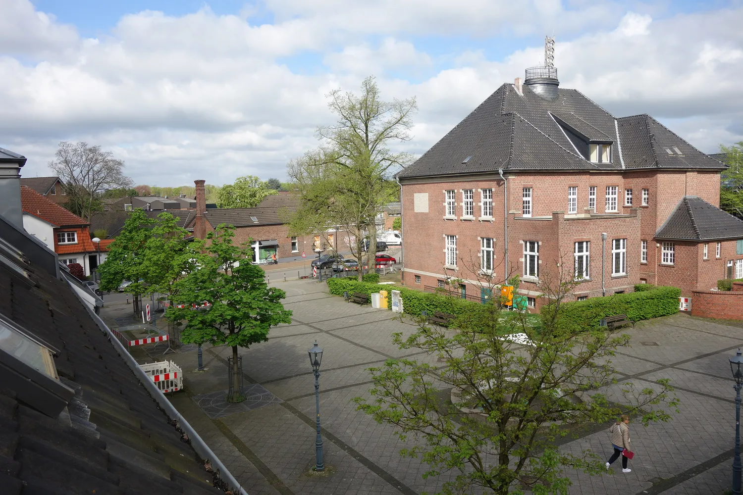 2 Zimmer Wohnung mit 87 m² in Krefeld – Bild 1