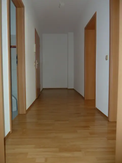 2 Zimmer Wohnung mit 57 m² in Gera – Bild 3