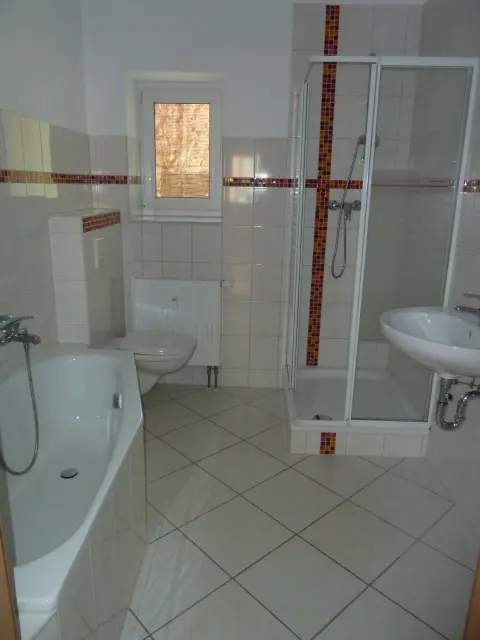 2 Zimmer Wohnung mit 57 m² in Gera – Bild 4