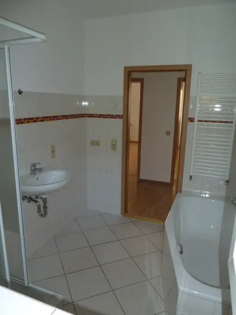 2 Zimmer Wohnung mit 57 m² in Gera – Bild 5