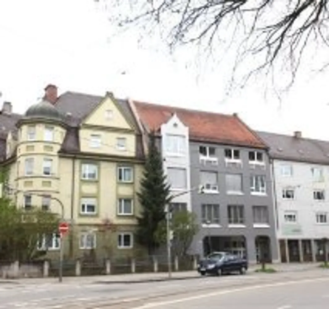 5 Zimmer Wohnung mit 136 m² in Augsburg – Bild 1