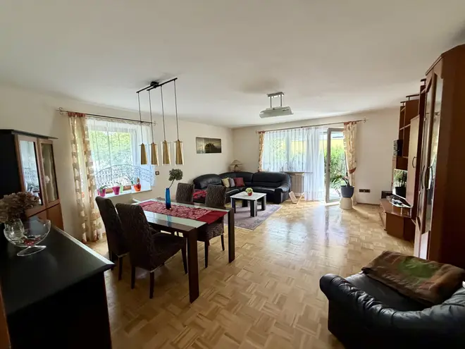 3 Zimmer Wohnung mit 120 m² in München – Bild 1