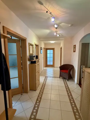 3 Zimmer Wohnung mit 120 m² in München – Bild 3