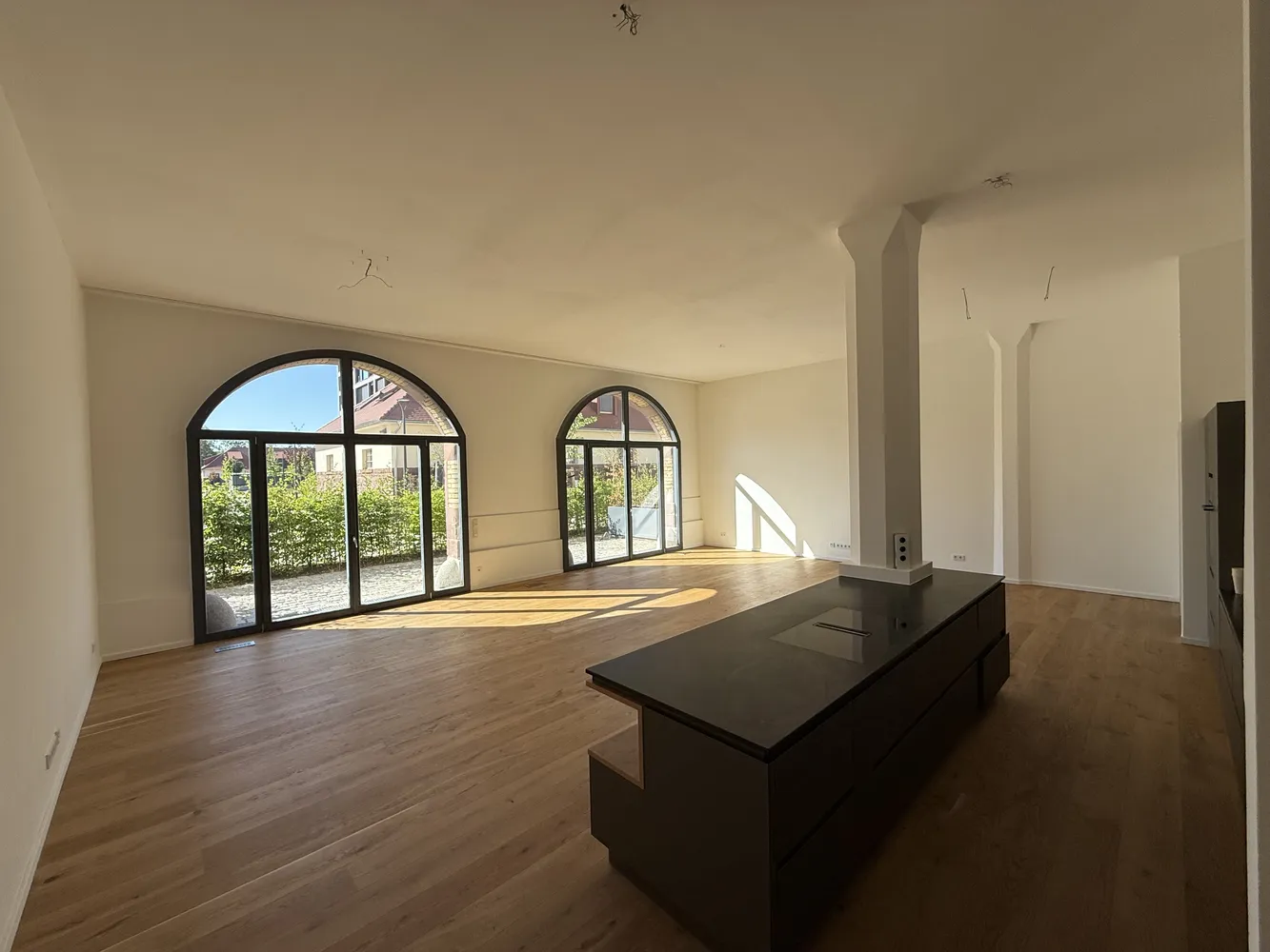 4 Zimmer Wohnung mit 200 m² in Karlsruhe – Bild 2